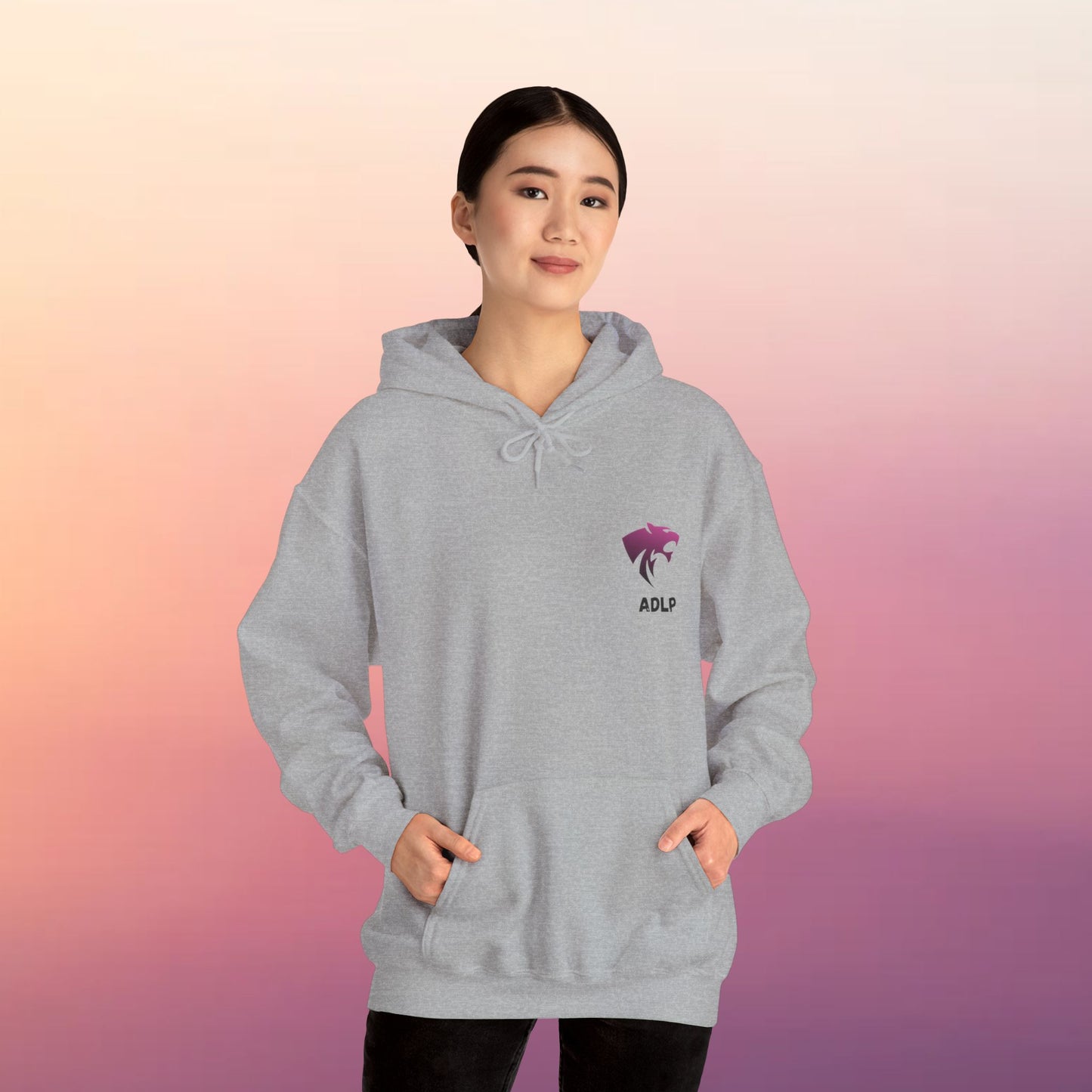 Women Heavy Blend™ Hooded Sweatshirt